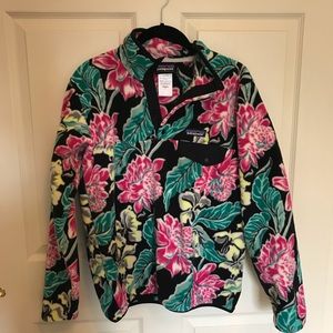 Women’s floral print Patagonia size S